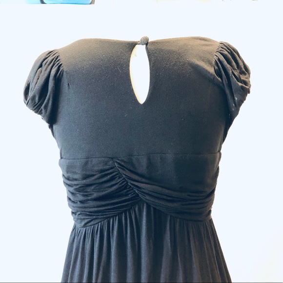 Draped dress. - Picture 5 of 8